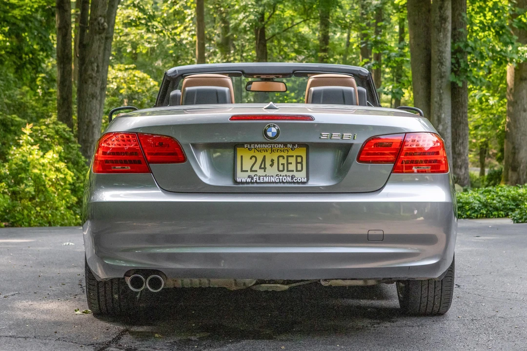 2013 BMW E93 3 Series Convertible - Image 13 of 31