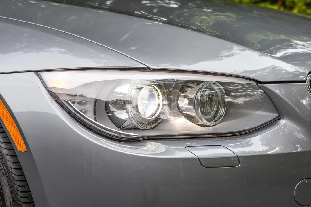 2013 BMW E93 3 Series Convertible - Image 26 of 31