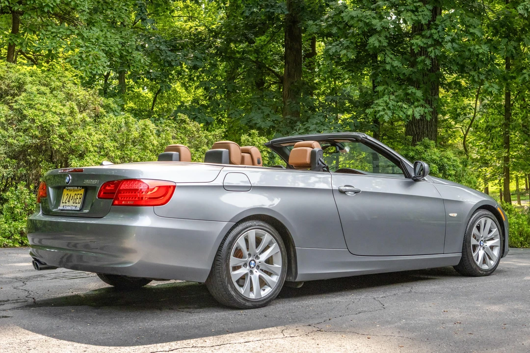 2013 BMW E93 3 Series Convertible - Image 11 of 31