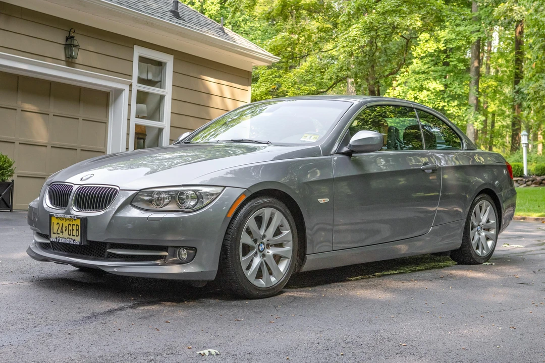 2013 BMW E93 3 Series Convertible - Image 24 of 31