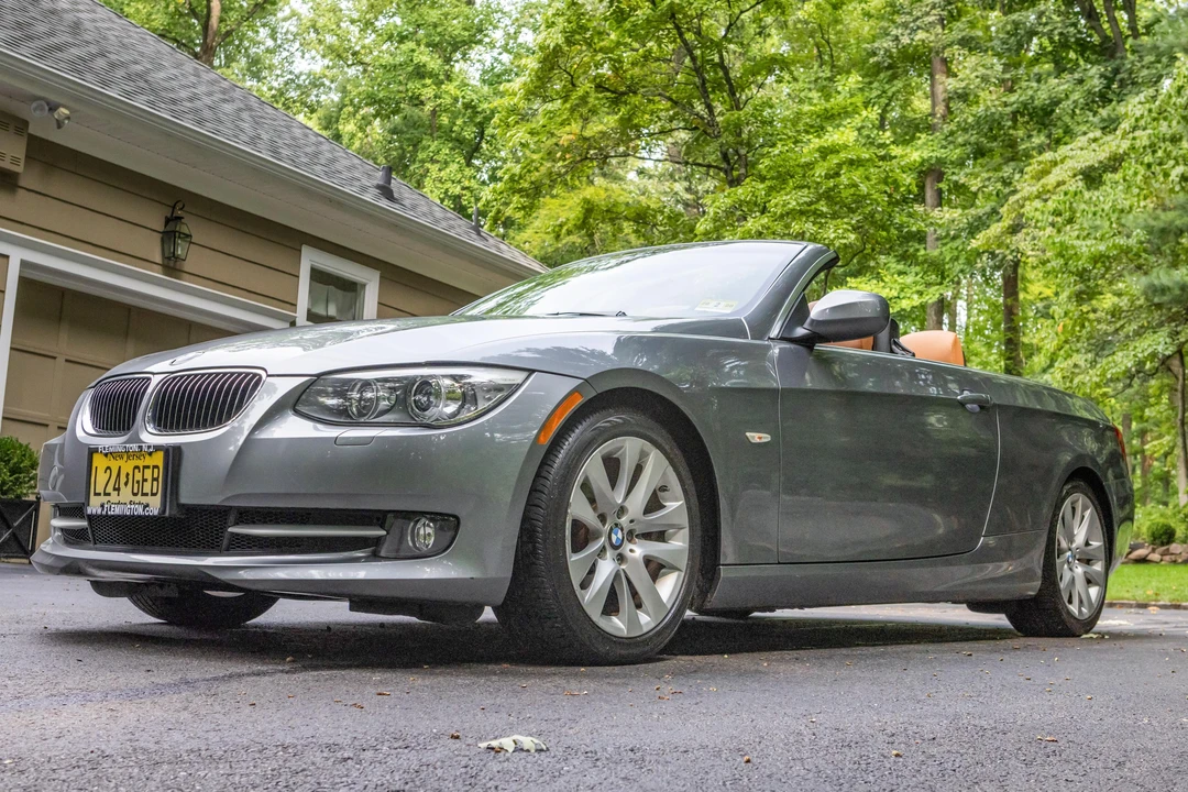 2013 BMW E93 3 Series Convertible - Image 16 of 31