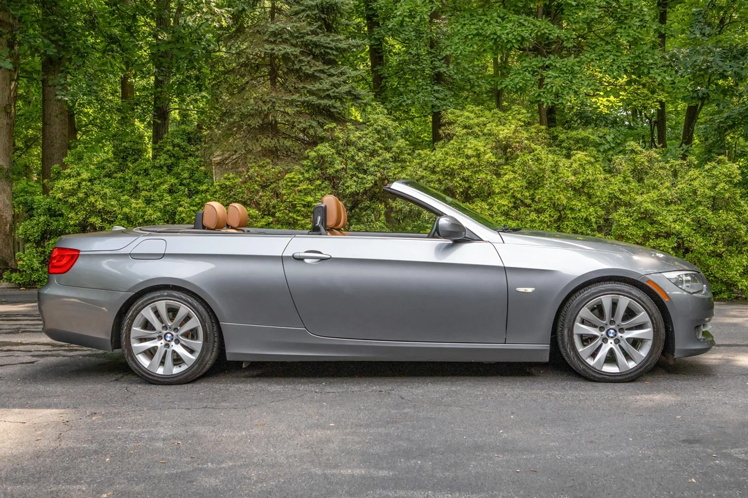 2013 BMW E93 3 Series Convertible - Image 10 of 31