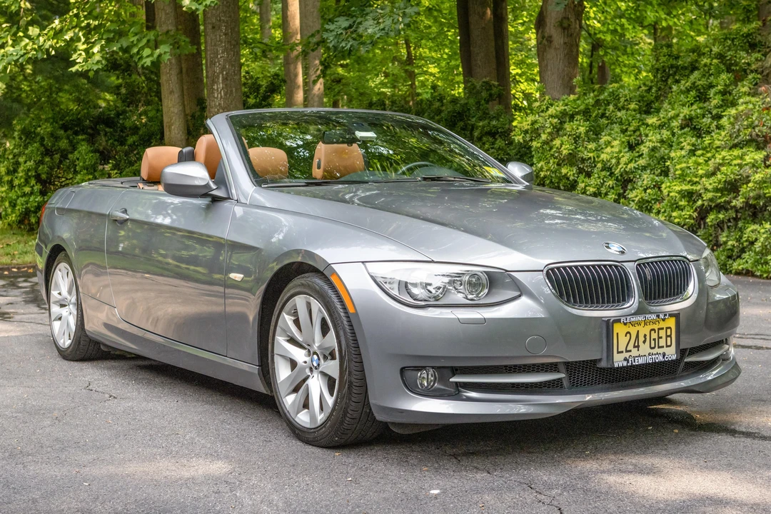 2013 BMW E93 3 Series Convertible - Image 8 of 31