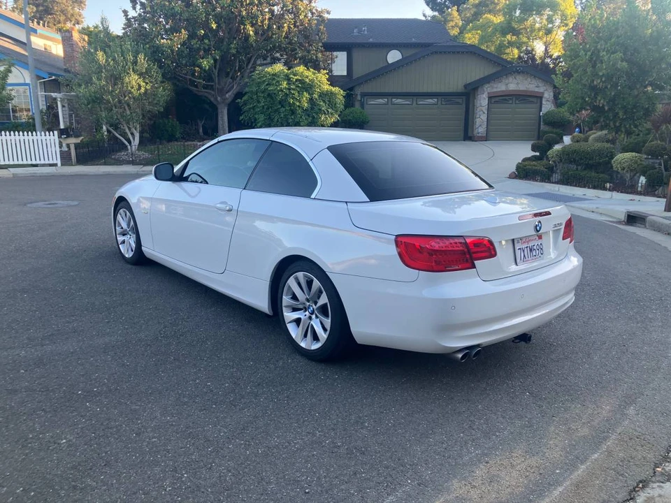 2013 BMW E93 3 Series Convertible - Image 15 of 18