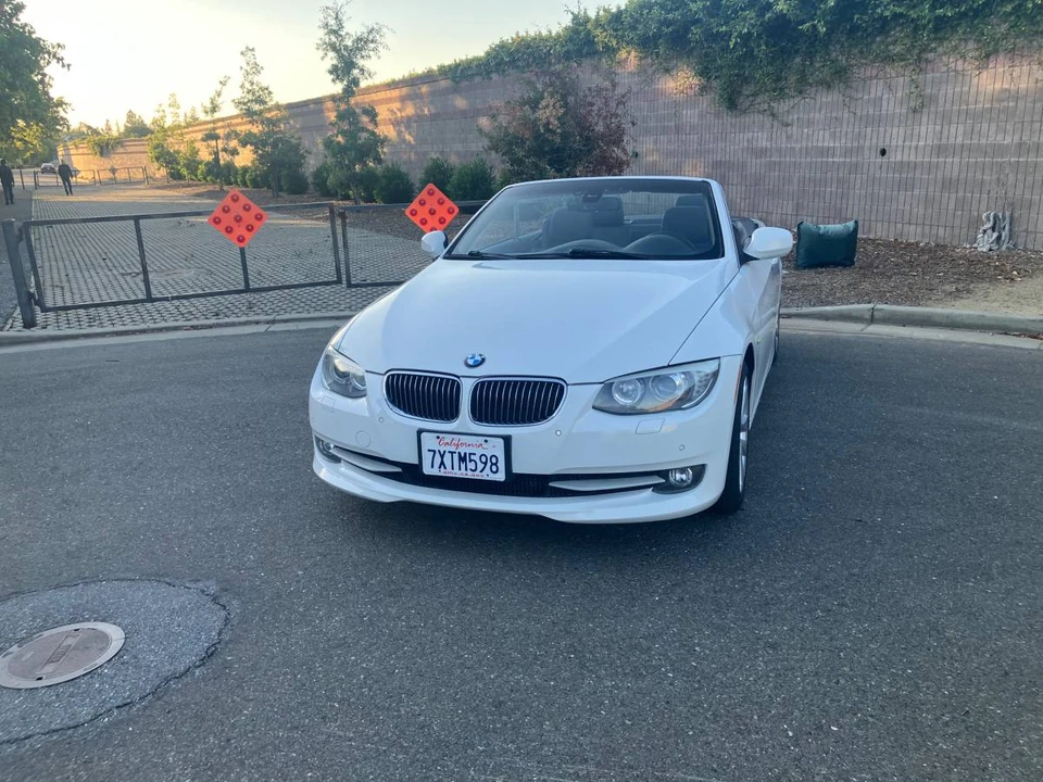 2013 BMW E93 3 Series Convertible - Image 7 of 18