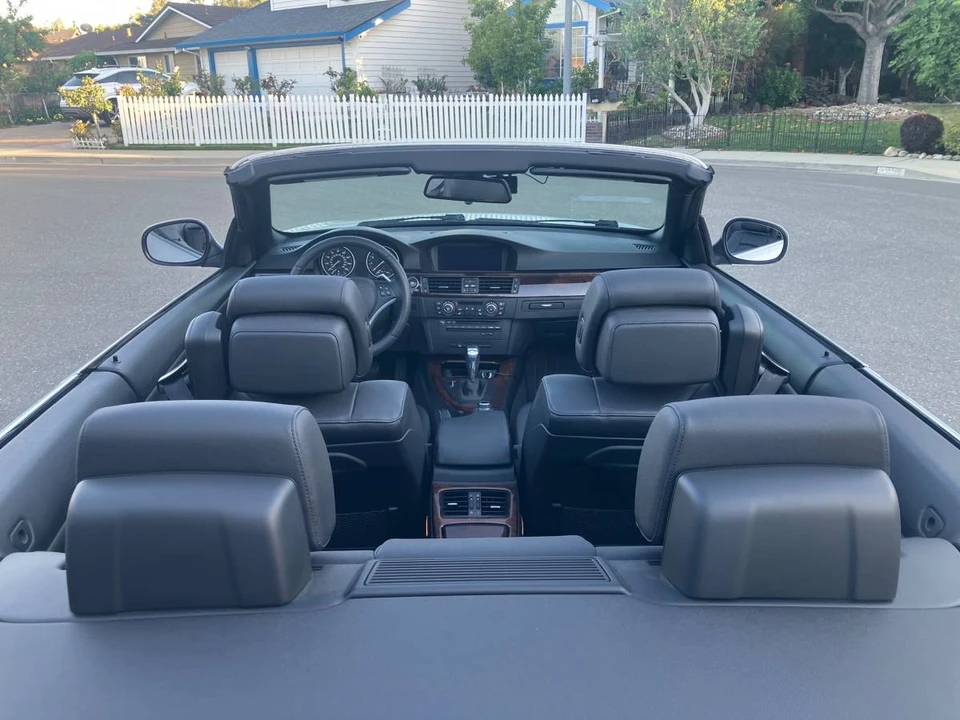2013 BMW E93 3 Series Convertible - Image 8 of 18