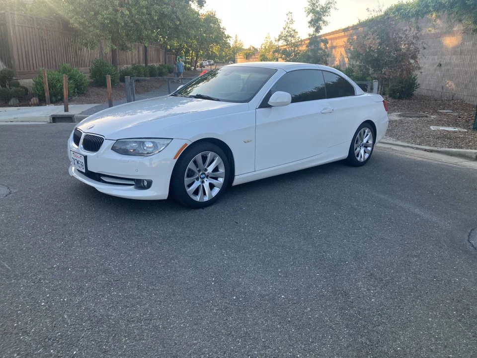 2013 BMW E93 3 Series Convertible - Image 17 of 18