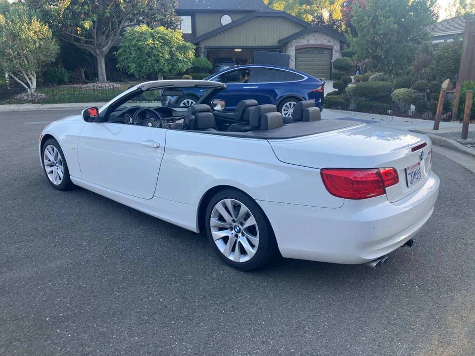 2013 BMW E93 3 Series Convertible - Image 5 of 18