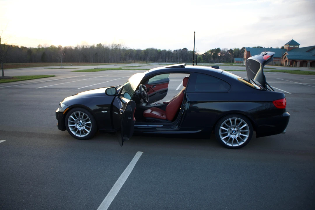 2013 BMW E92 3 Series Coupe - Image 16 of 31