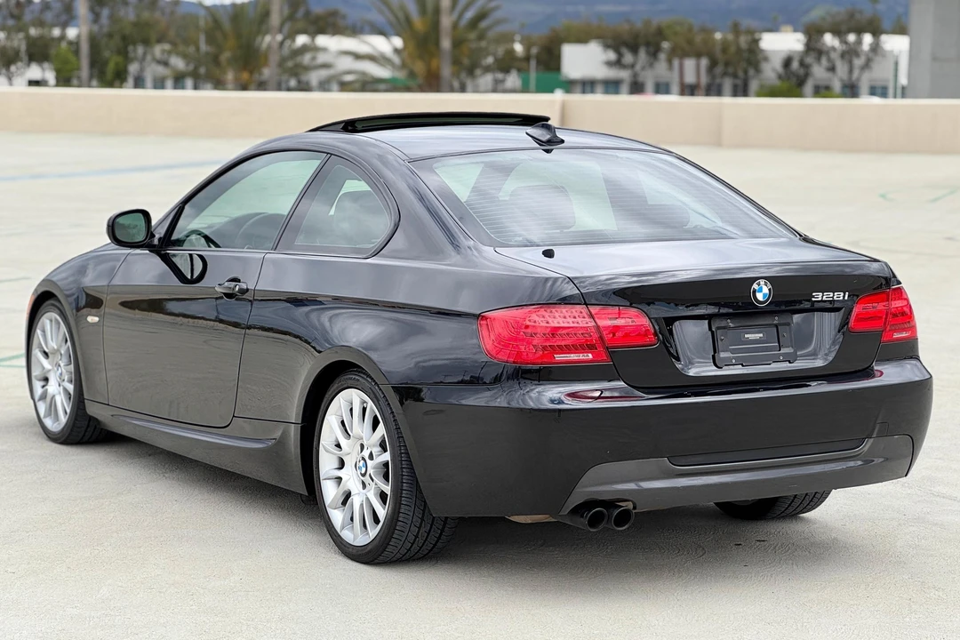 2013 BMW E92 3 Series Coupe - Image 4 of 31