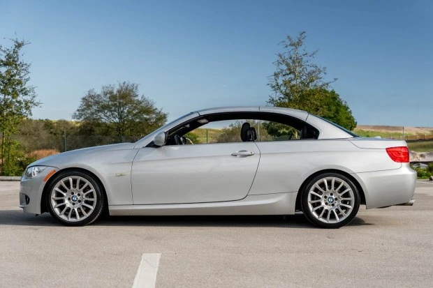 2013 BMW E93 3 Series Convertible - Image 3 of 7