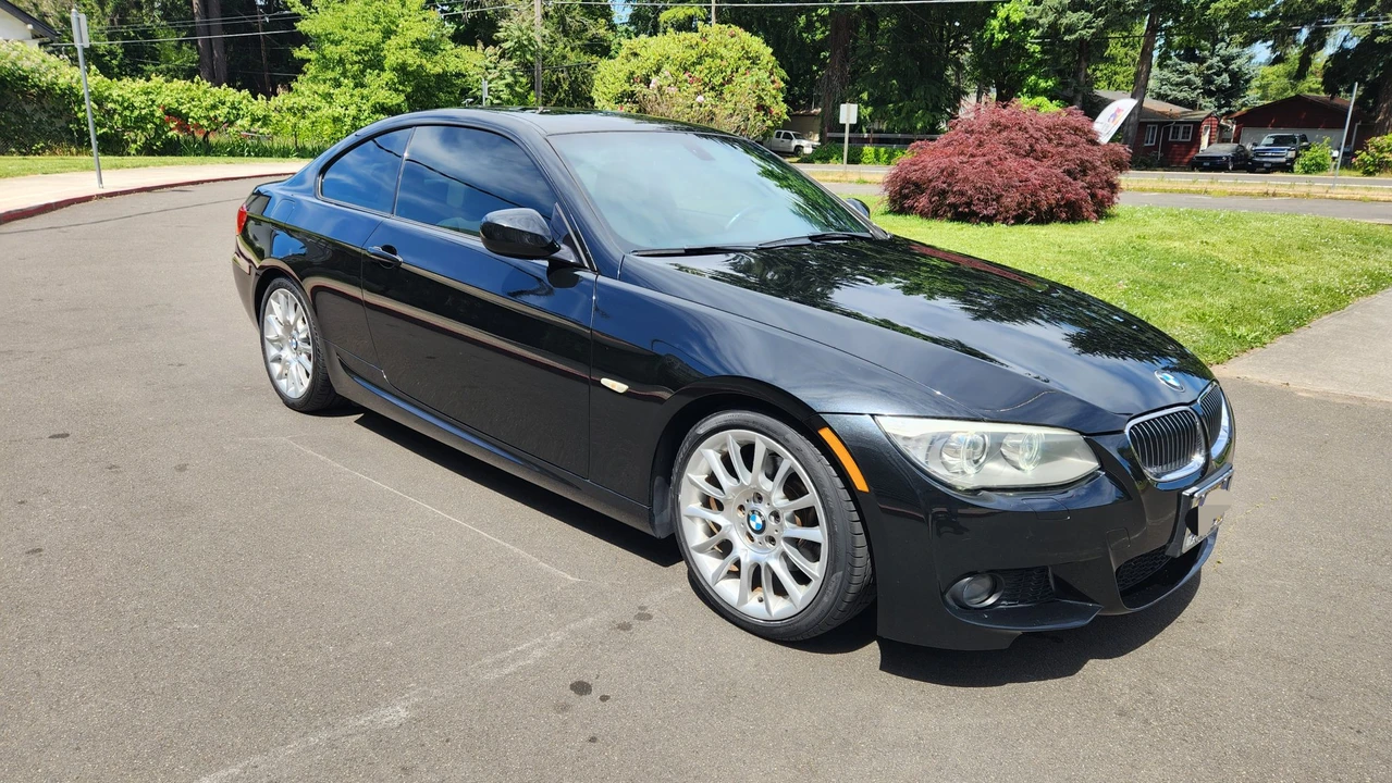 2013 BMW E92 3 Series Coupe - Image 2 of 31