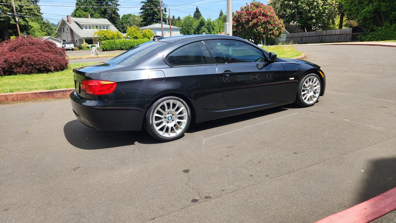 2013 BMW E92 3 Series Coupe - Image 9 of 31