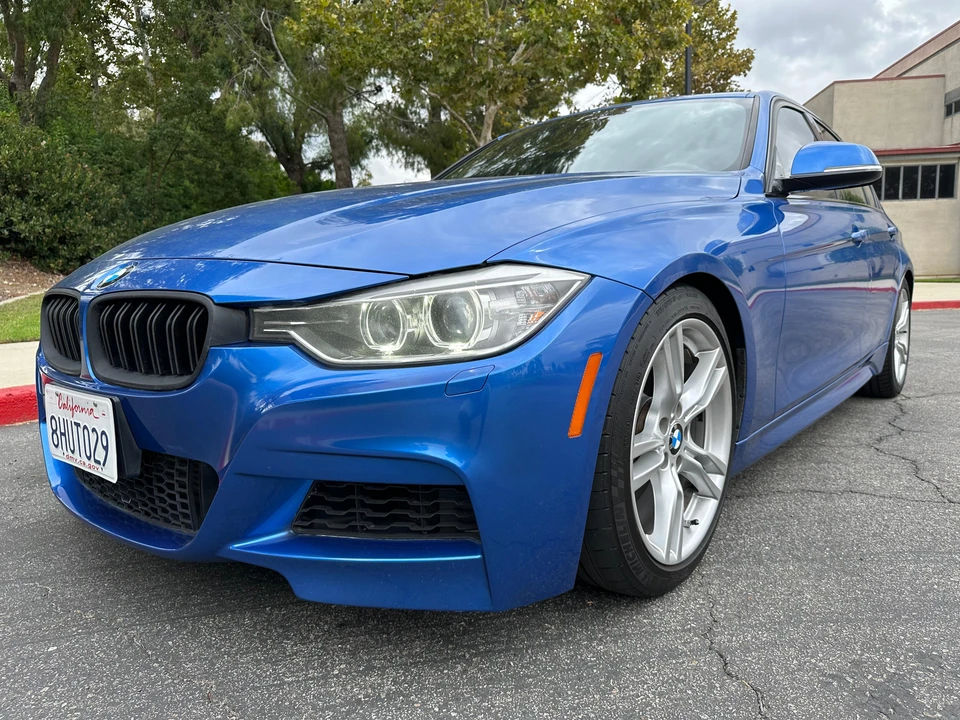 2013 BMW F30 3 Series Sedan - Image 8 of 31
