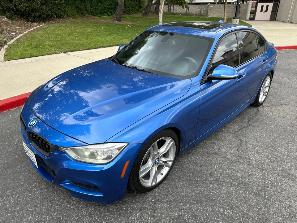 2013 BMW F30 3 Series Sedan - Image 10 of 31