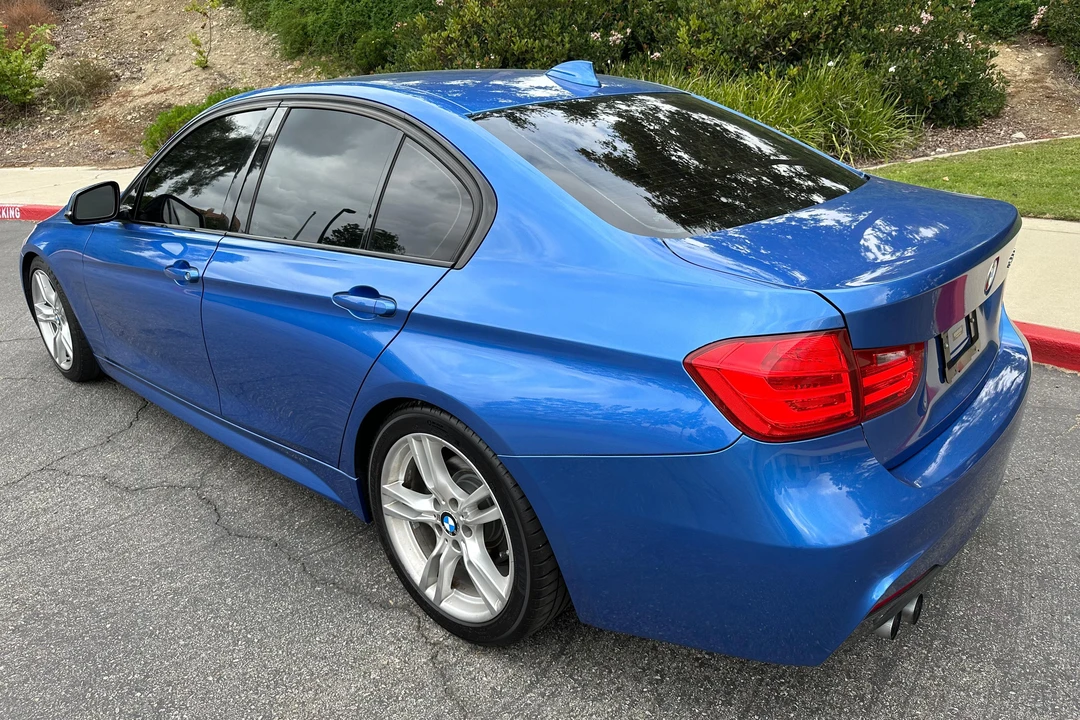 2013 BMW F30 3 Series Sedan - Image 4 of 31