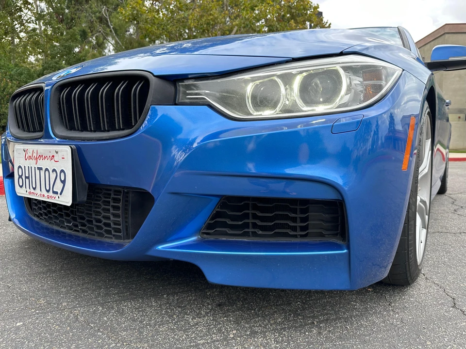 2013 BMW F30 3 Series Sedan - Image 25 of 31