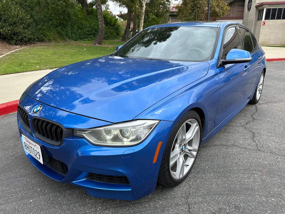 2013 BMW F30 3 Series Sedan - Image 9 of 31