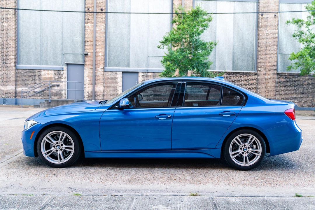 2013 BMW F30 3 Series Sedan - Image 3 of 31