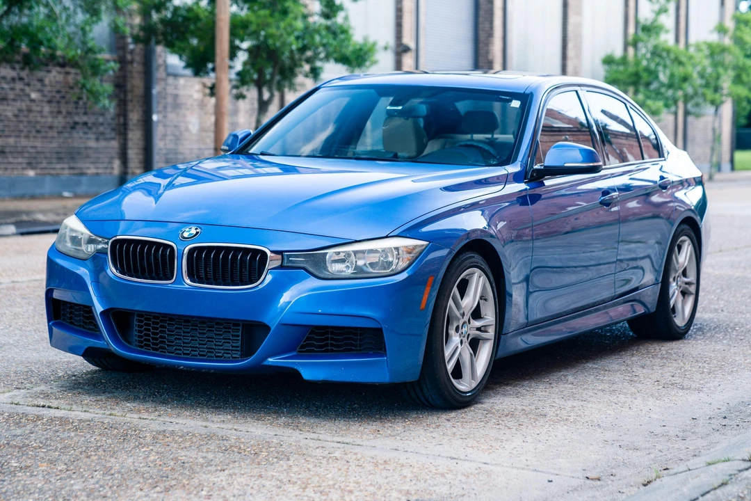 2013 BMW F30 3 Series Sedan - Image 10 of 31