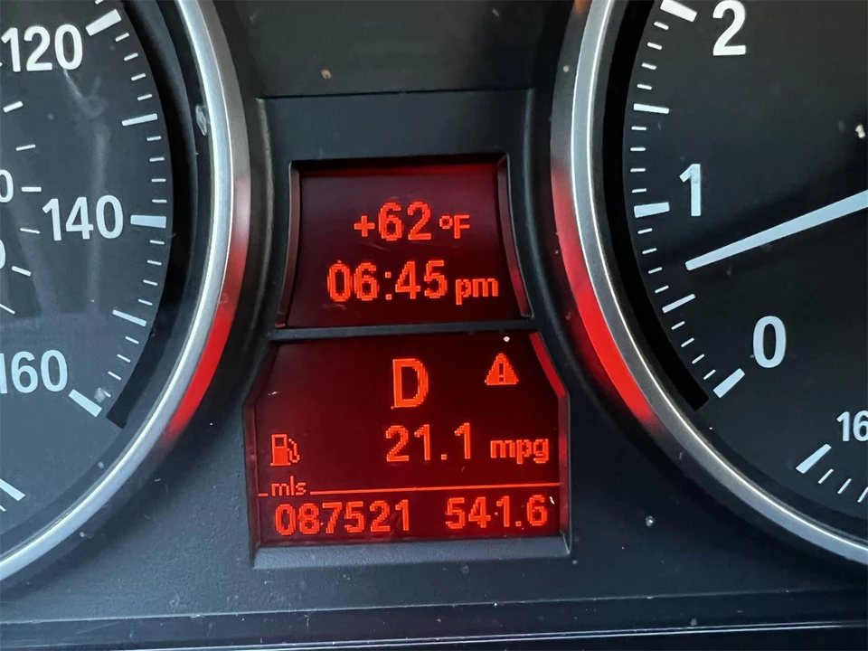 2013 BMW F30 3 Series Sedan - Image 19 of 31