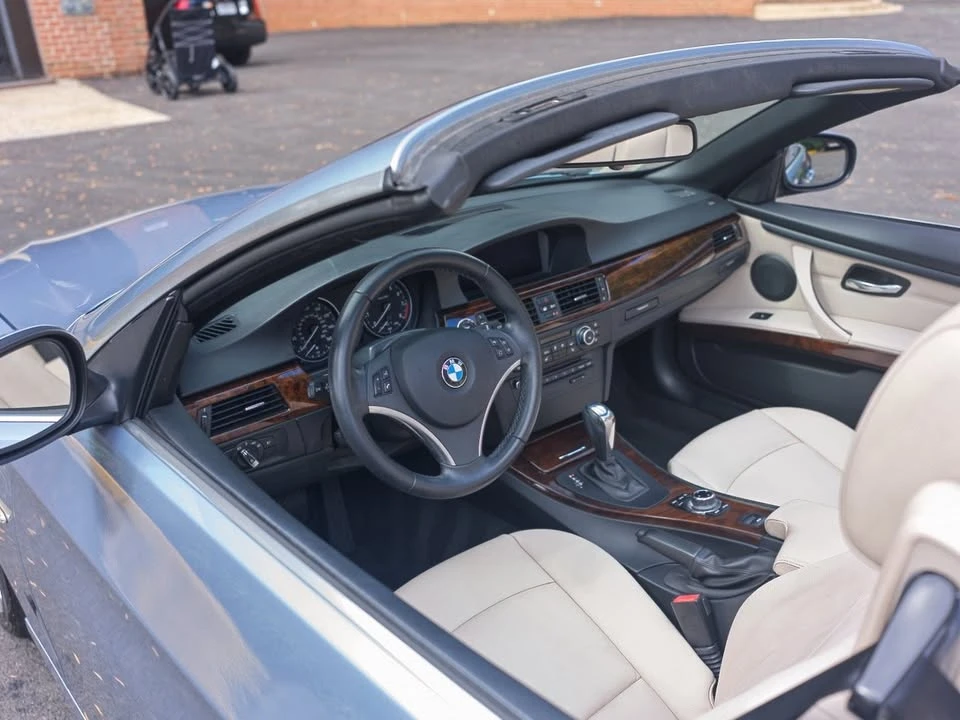 2013 BMW E93 3 Series Convertible - Image 5 of 7
