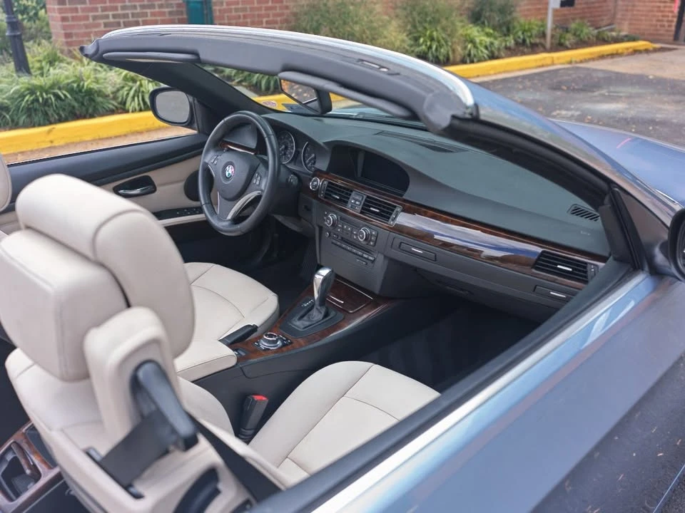 2013 BMW E93 3 Series Convertible - Image 6 of 7