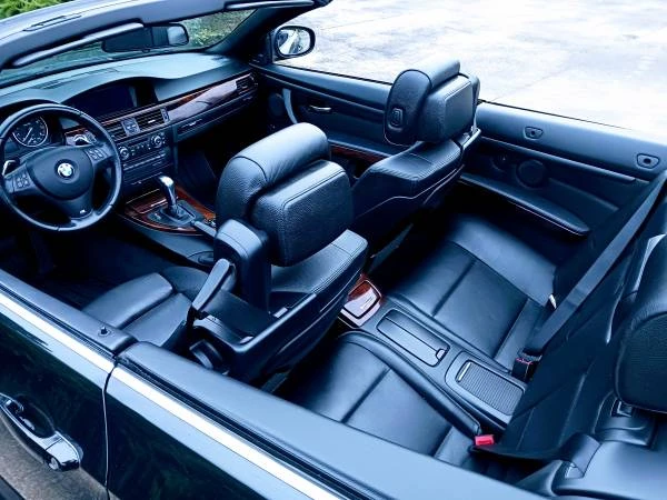 2013 BMW E93 335i Convertible - Image 11 of 18