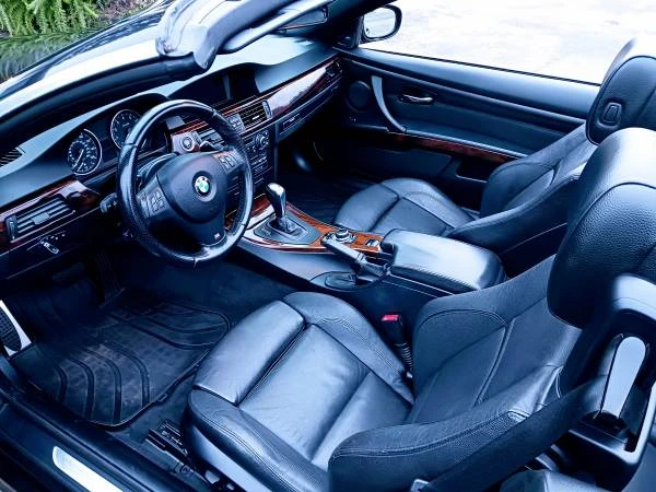 2013 BMW E93 335i Convertible - Image 12 of 18