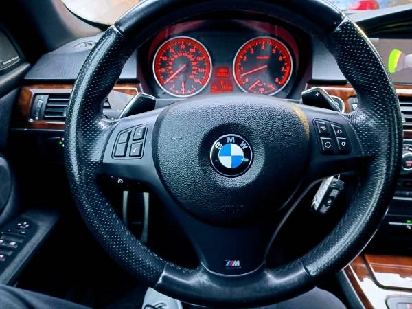 2013 BMW E93 335i Convertible - Image 9 of 18
