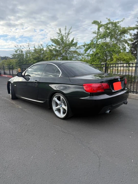 2013 BMW E93 335i Convertible - Image 9 of 13