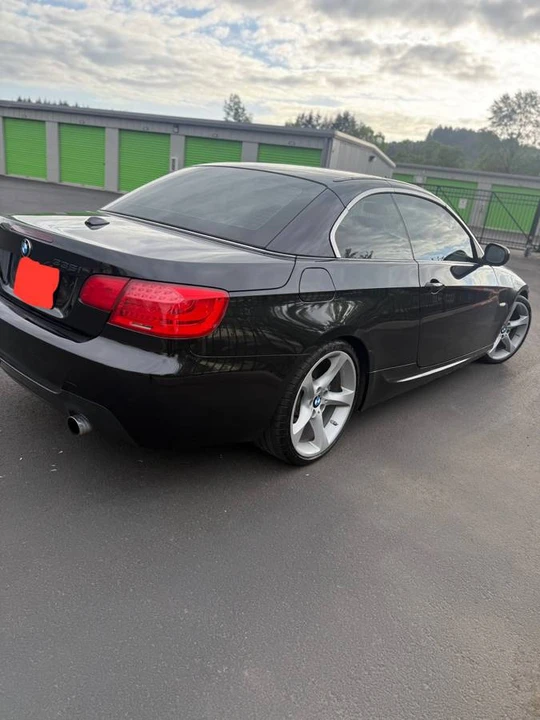 2013 BMW E93 335i Convertible - Image 11 of 13