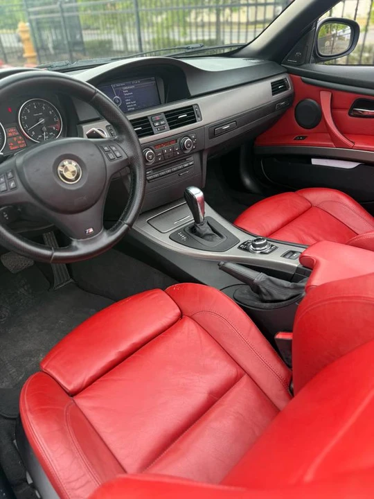 2013 BMW E93 335i Convertible - Image 3 of 13