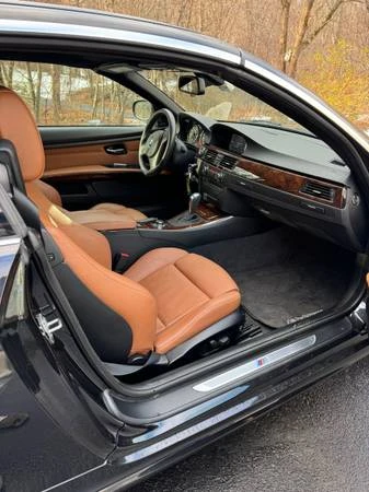 2013 BMW E93 335i Convertible - Image 4 of 11