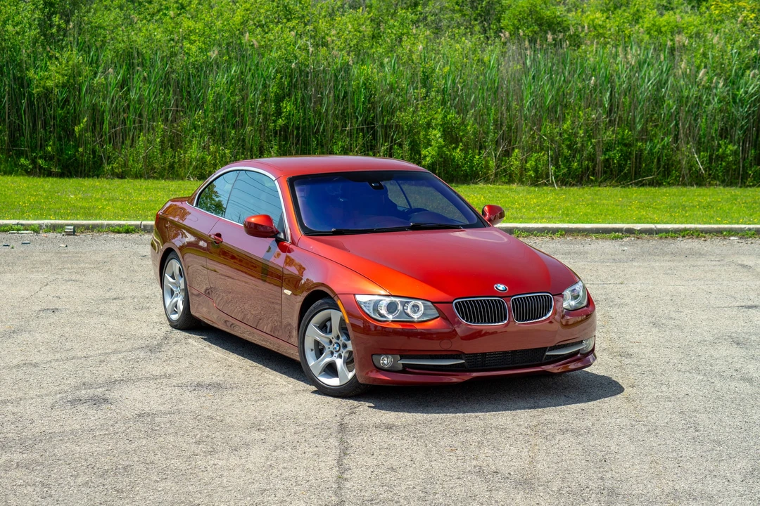 2013 BMW E93 335i Convertible - Image 4 of 31