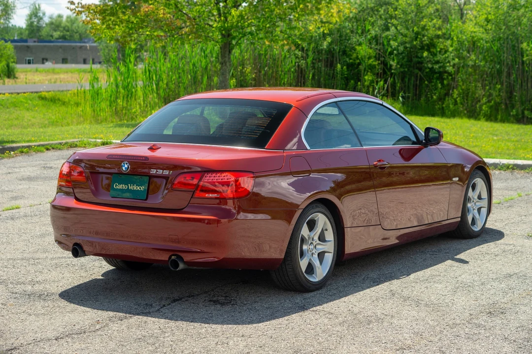 2013 BMW E93 335i Convertible - Image 21 of 31