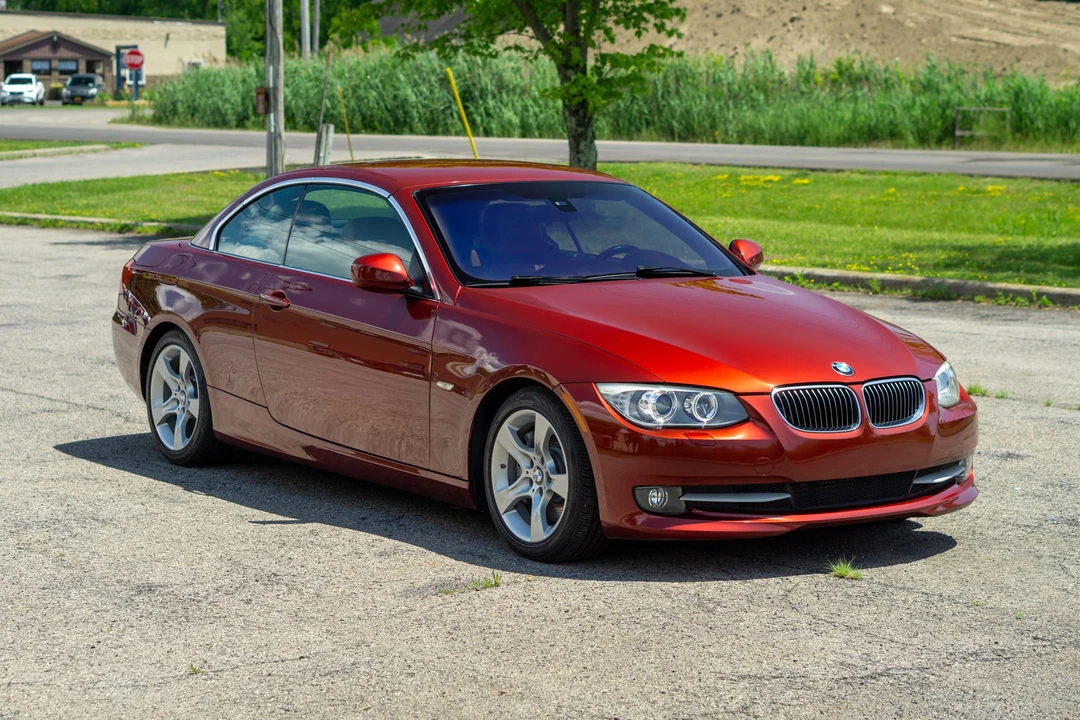 2013 BMW E93 335i Convertible - Image 29 of 31