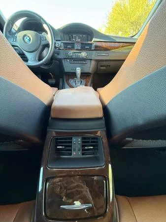 2013 BMW E93 335i Convertible - Image 13 of 21