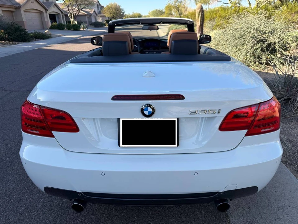 2013 BMW E93 335i Convertible - Image 9 of 24