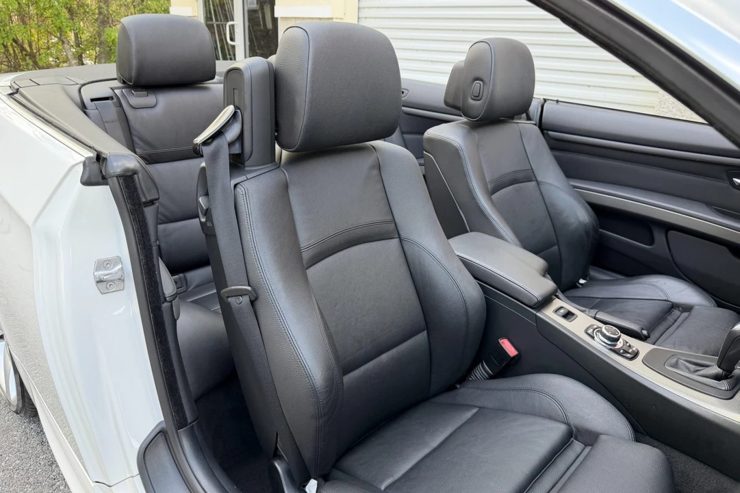 2013 BMW E93 335i Convertible - Image 4 of 7