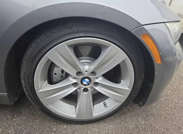 2013 BMW E93 335i Convertible - Image 2 of 6