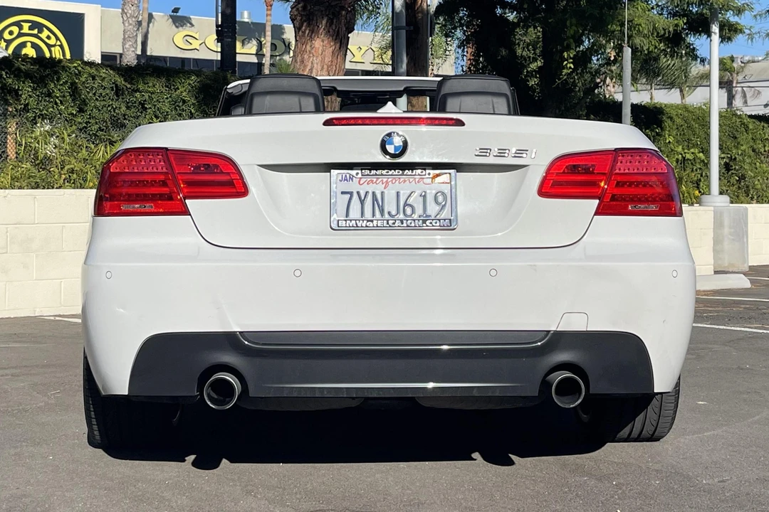 2013 BMW E93 335i Convertible - Image 5 of 31