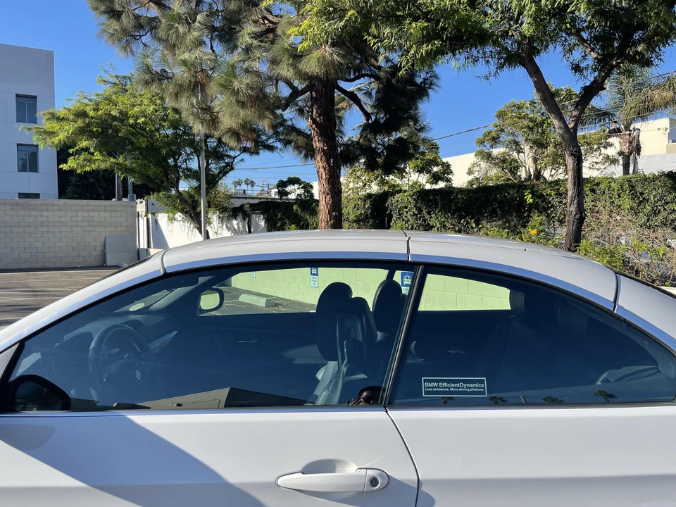 2013 BMW E93 335i Convertible - Image 23 of 31