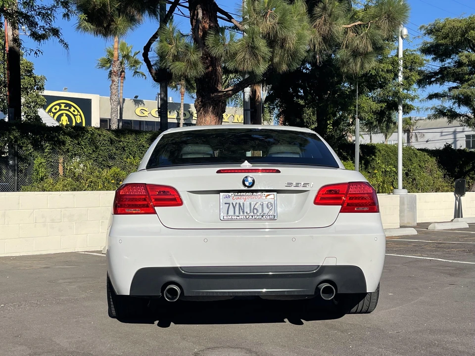 2013 BMW E93 335i Convertible - Image 14 of 31