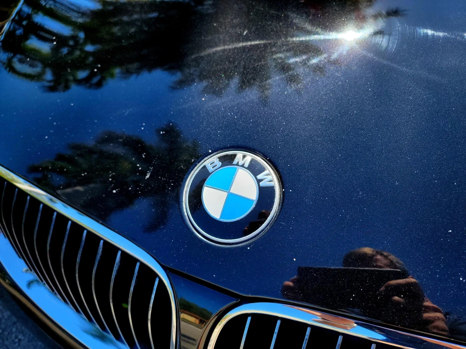 2013 BMW E93 335i Convertible - Image 26 of 31