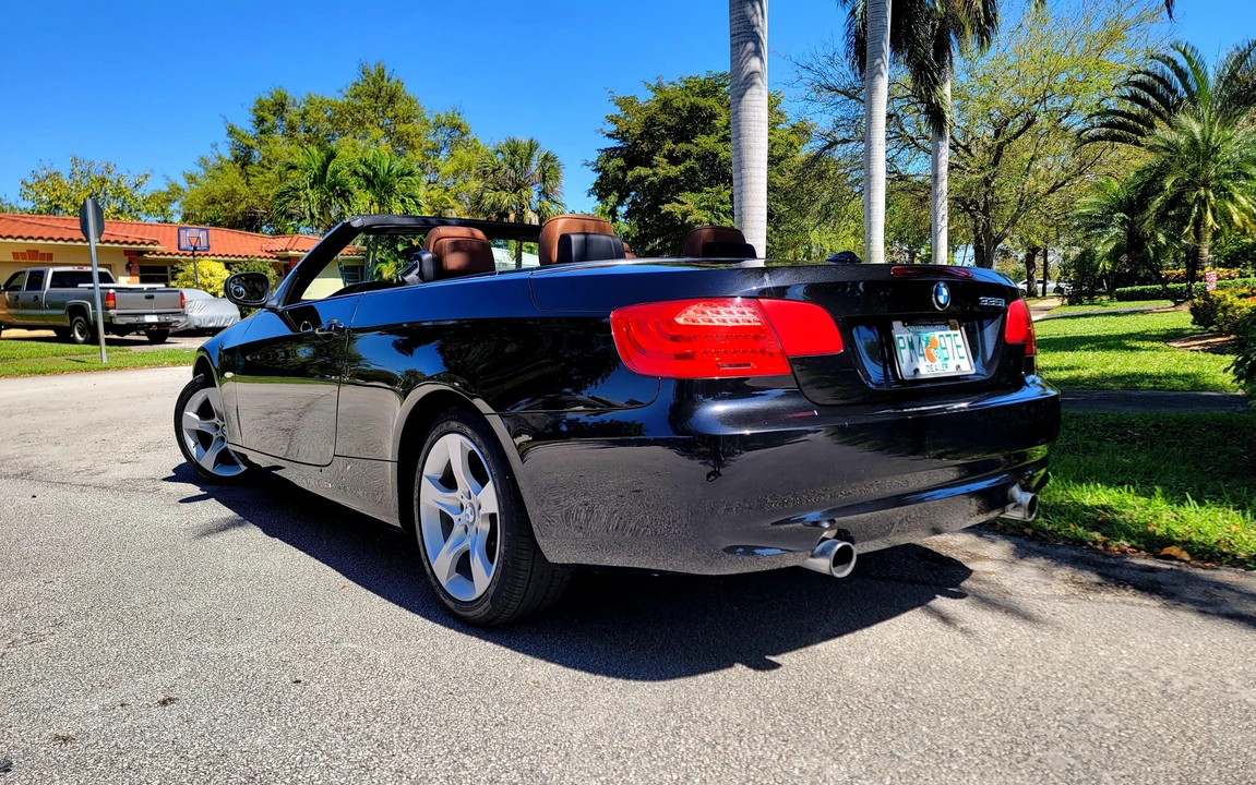 2013 BMW E93 335i Convertible - Image 12 of 31