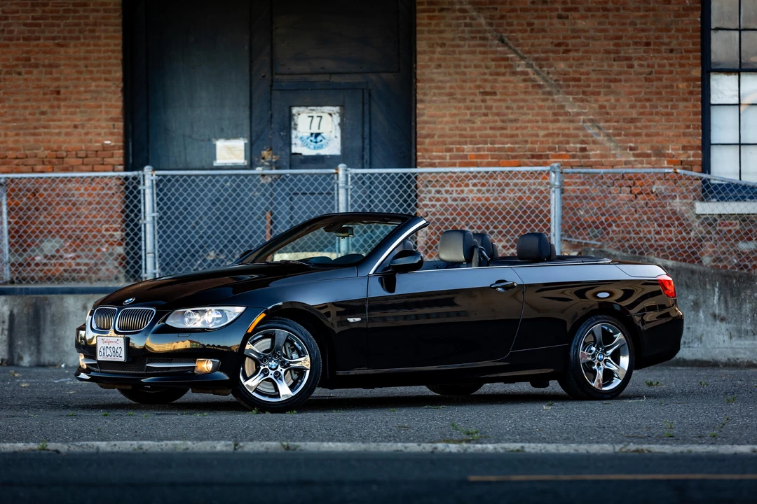 2013 BMW E93 335i Convertible - Image 12 of 31
