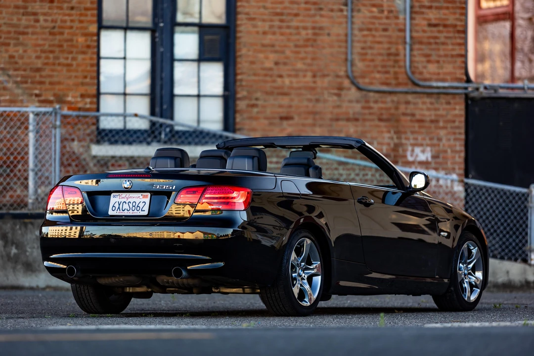 2013 BMW E93 335i Convertible - Image 28 of 31
