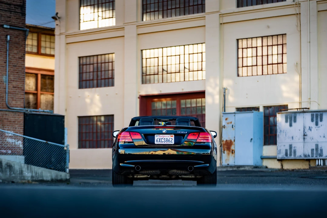 2013 BMW E93 335i Convertible - Image 20 of 31