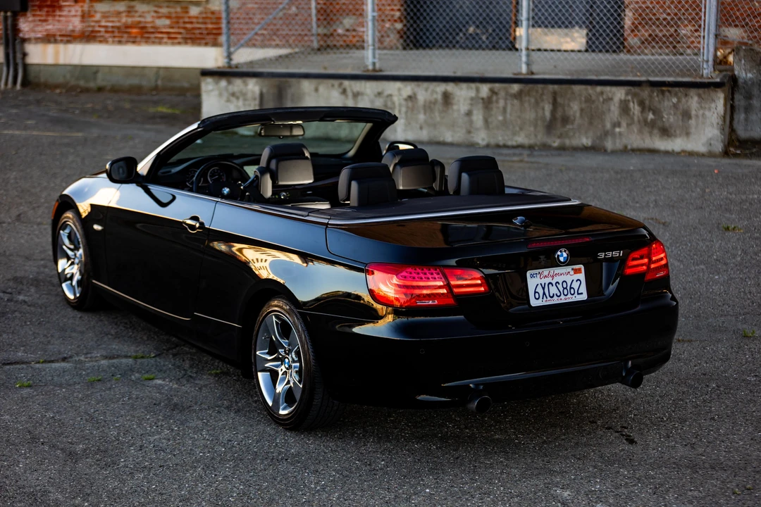 2013 BMW E93 335i Convertible - Image 18 of 31